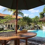 Kodja Beach Inn
